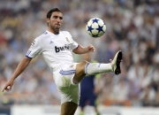 开云体育在线-东契奇年度焦点战封神，黄蜂狂胜广东队背后的篮球新秩序