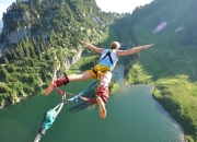 开云体育直播-劳塔罗爆发点燃蓝黑军团，葡萄牙双星单节闪光撕裂曼联防线