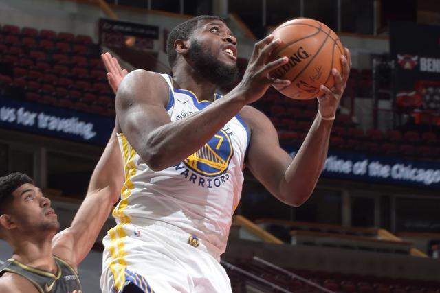 包含篮球明星达米安在比赛中砍下高分,取得胜利的词条 包含篮球明星达米安在比赛中砍下高分,取得胜利的词条