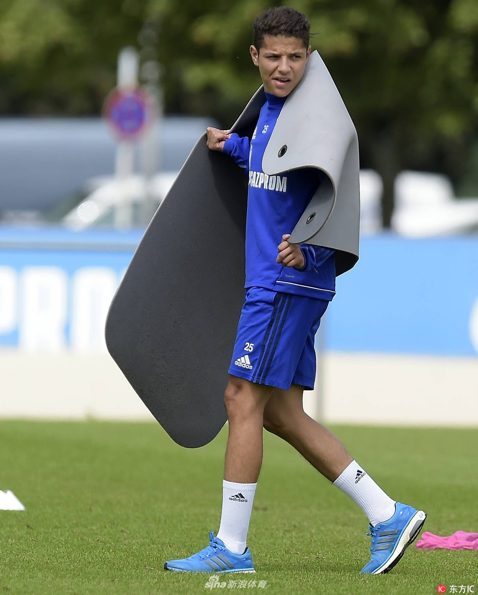 沙尔克的球员信心十足,备战成功 沙尔克的球员信心十足,备战成功