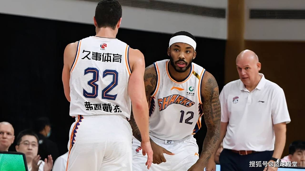 关于锦上添花,球队防守稳如磐石的信息 关于锦上添花,球队防守稳如磐石的信息