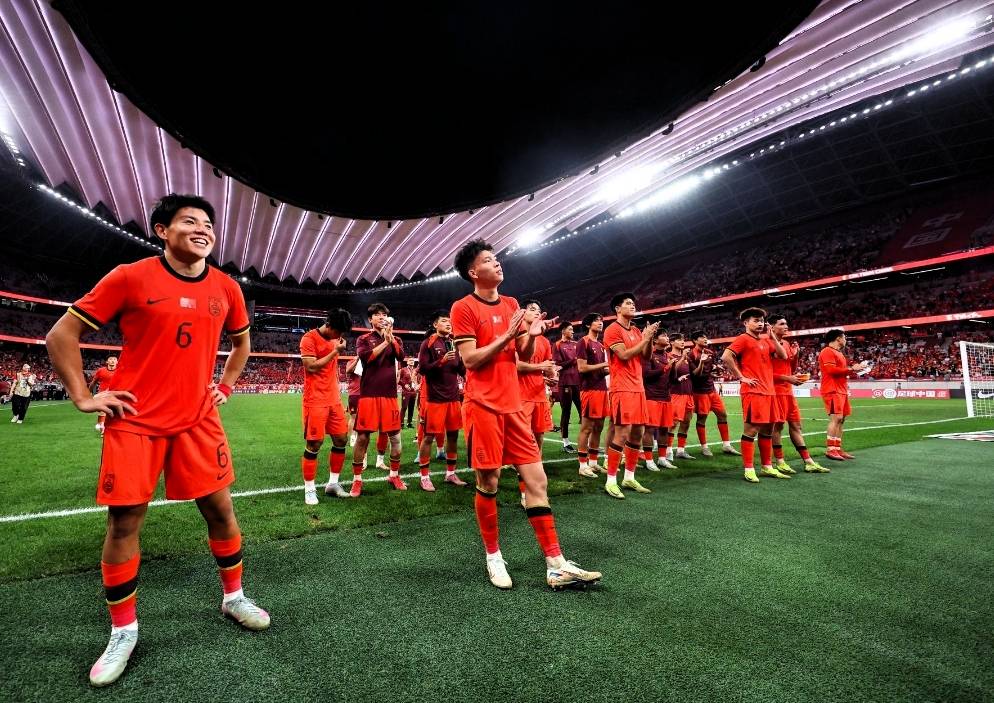 亚洲球队备战明年国际锦标赛 亚洲球队备战明年国际锦标赛