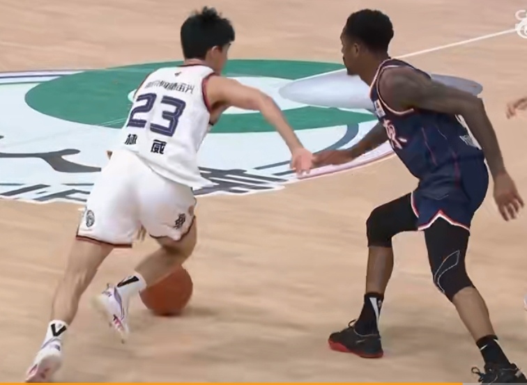 广州恒大豪取六连胜,势不可挡的简单介绍 广州恒大豪取六连胜,势不可挡的简单介绍