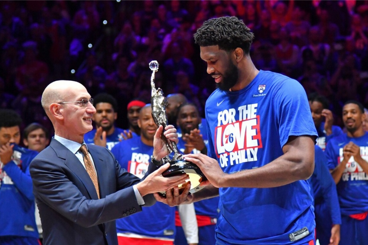 尼克斯完胜四川队,恩比德关键制胜 尼克斯完胜四川队,恩比德关键制胜