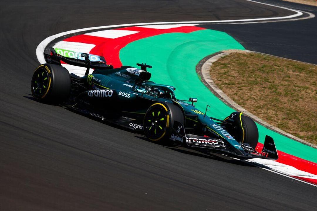 阿斯顿马丁轻取梅赛德斯,阿隆索高光表现的简单介绍 阿斯顿马丁轻取梅赛德斯,阿隆索高光表现的简单介绍