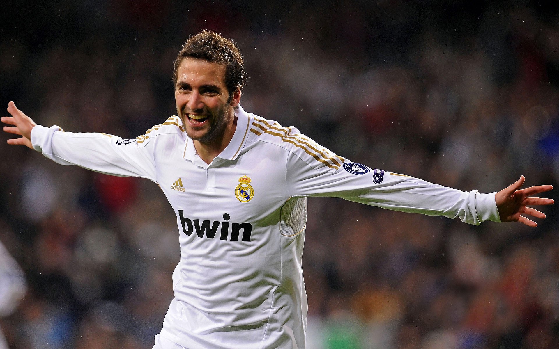 凯尔特人横扫广州队，陶汉林带队取胜